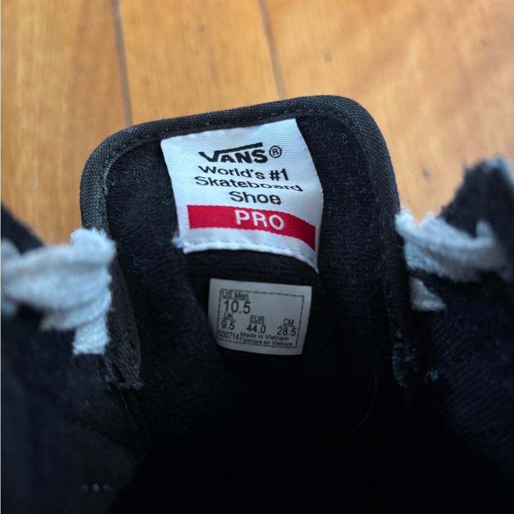 Vans Old Skool Shoe - Men’s 10.5 - Picture 3 of 3